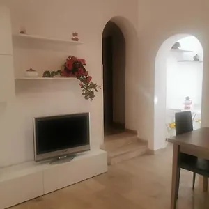 https://villa-il-girasole.taorminaitalyhotels.com